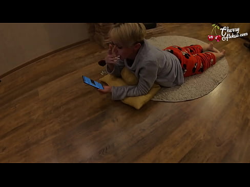 ❤️ Gekke blonde sûgje Enorme lul dy't derop sûgje en stuiterje - Anale seks ❌ Porno by ús fy.bassaniluigi.ru ☑