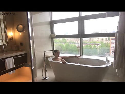 ❤️ Geweldige babe Hertstochtlik rukt har kut yn 'e badkeamer ❌ Porno by ús fy.bassaniluigi.ru ☑